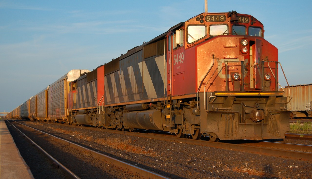 CN 5449 and 5528 depart Sarnia on a fine summers evening. Soon the SD50F's were all retired and the 60F's shipped to western Canada.