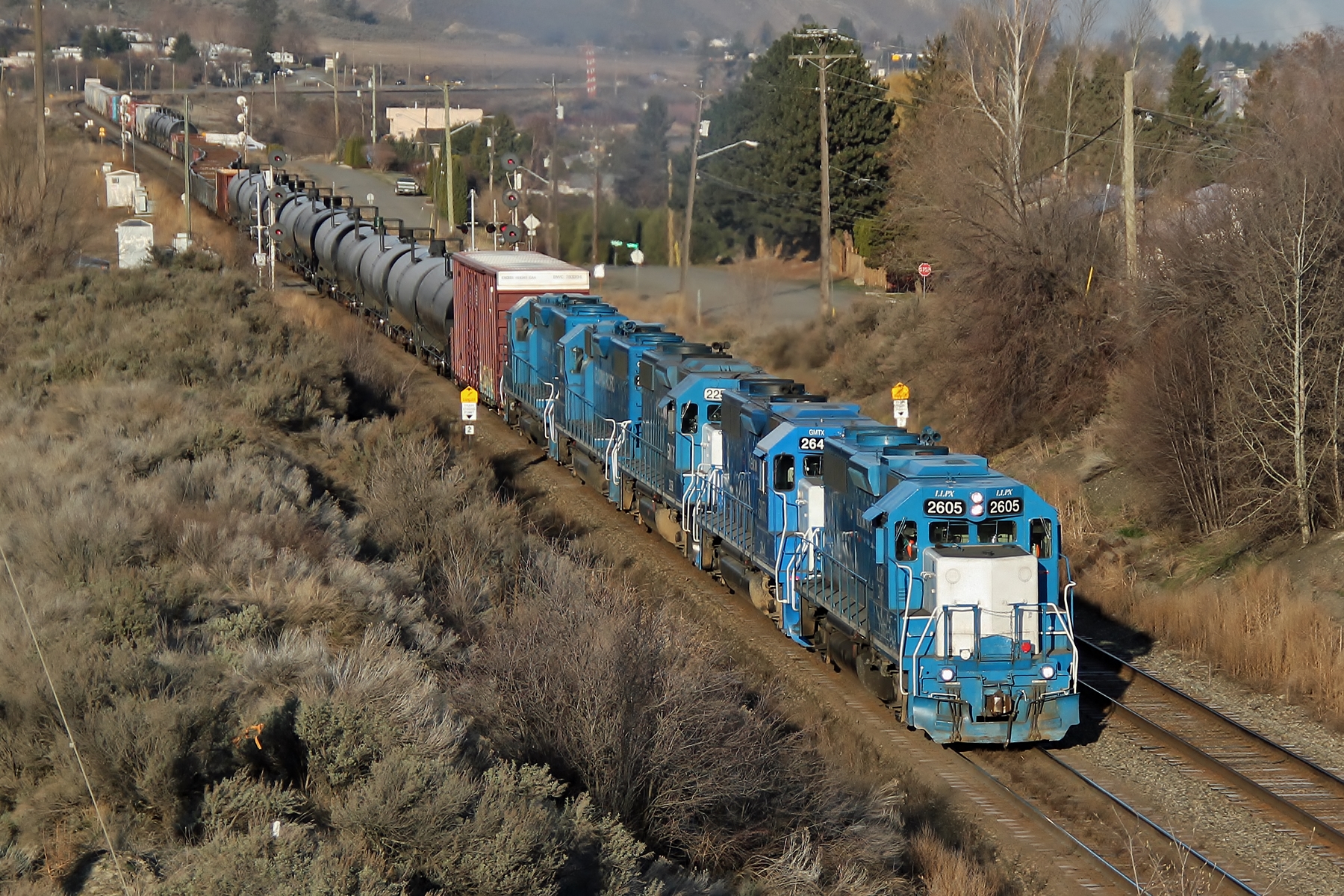 Railpictures.ca - Steve Arnot Photo: Kelowna Pacific Railway's