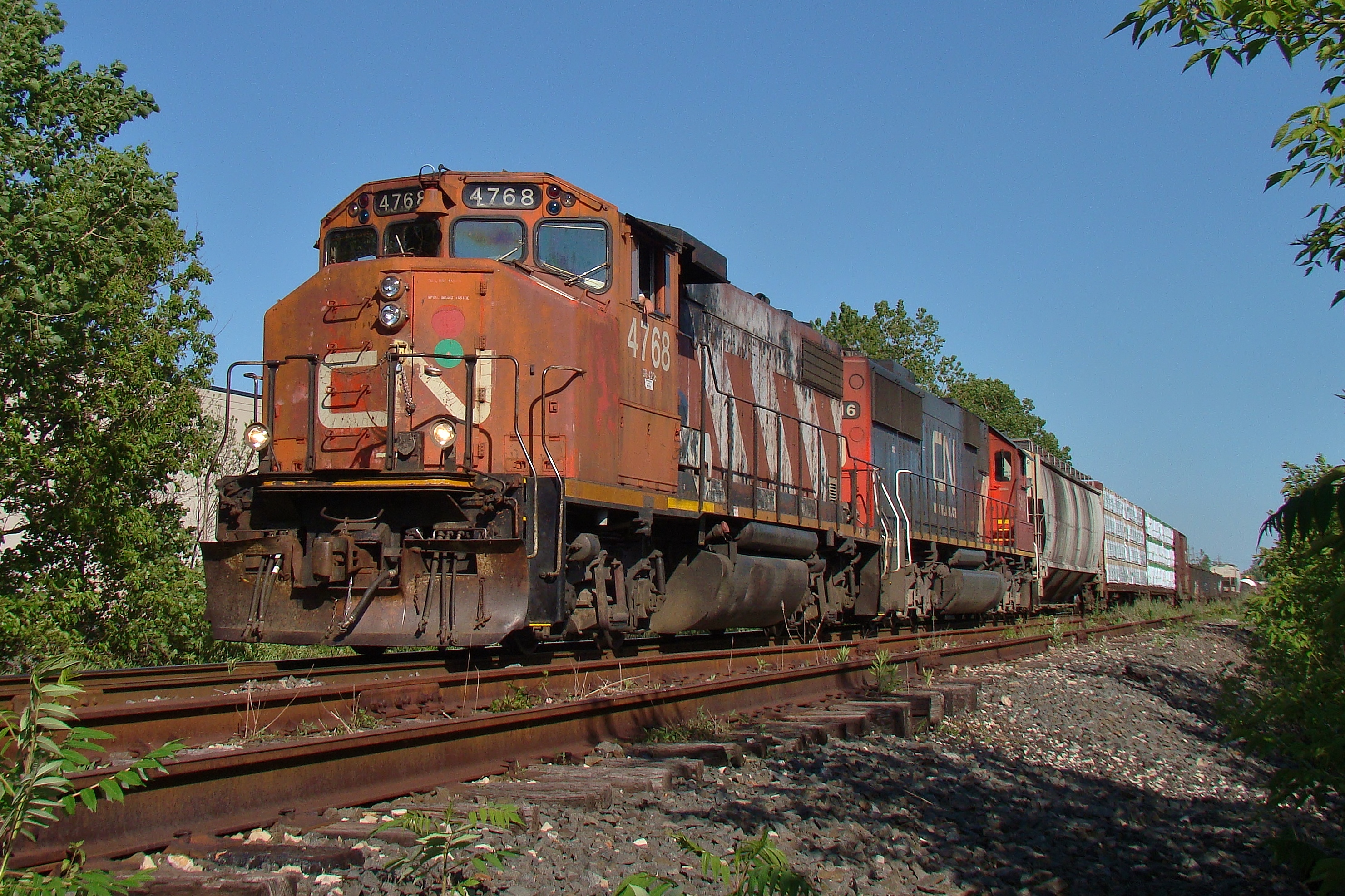 Railpictures.ca - Myles Roach Photo: CN 439 climbs the CASO Sub. on the