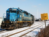 431 backing into the yard at Kitchener with GSCX 7362, GSCX 7369 and 2 cars