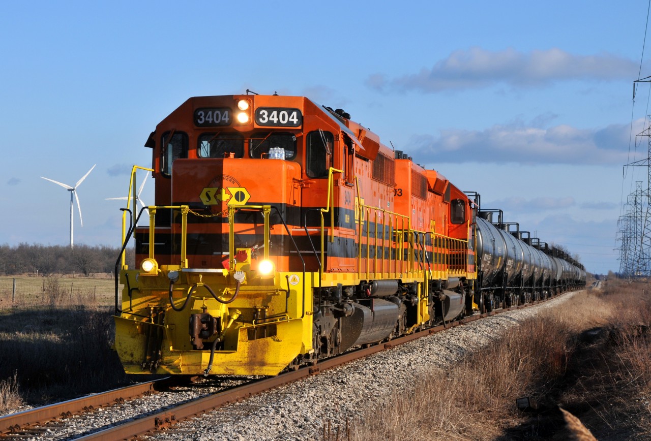 RLHH 3404 - RLHH 3403 head to Garnet with 18 tank cars from Nanticoke. RLHH 3404 was built as Penn Central 6260, and is also former Conrail 6260, Conrail 811, and FURX 3009