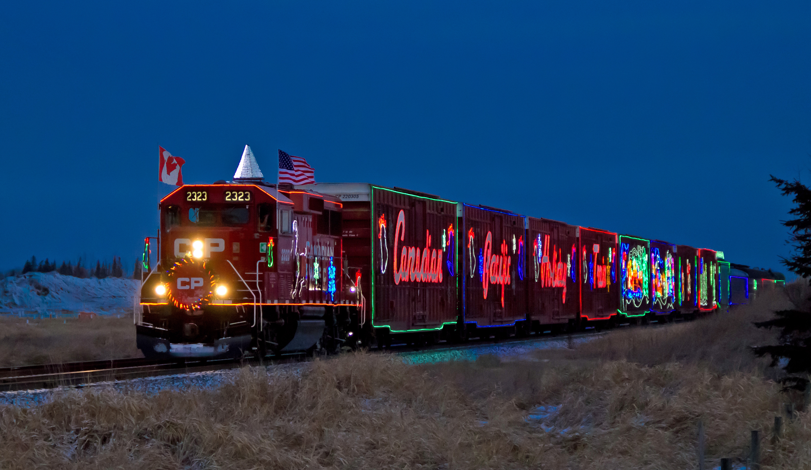 Railpictures.ca colin arnot Photo CP’s 2016 Holiday Train enters