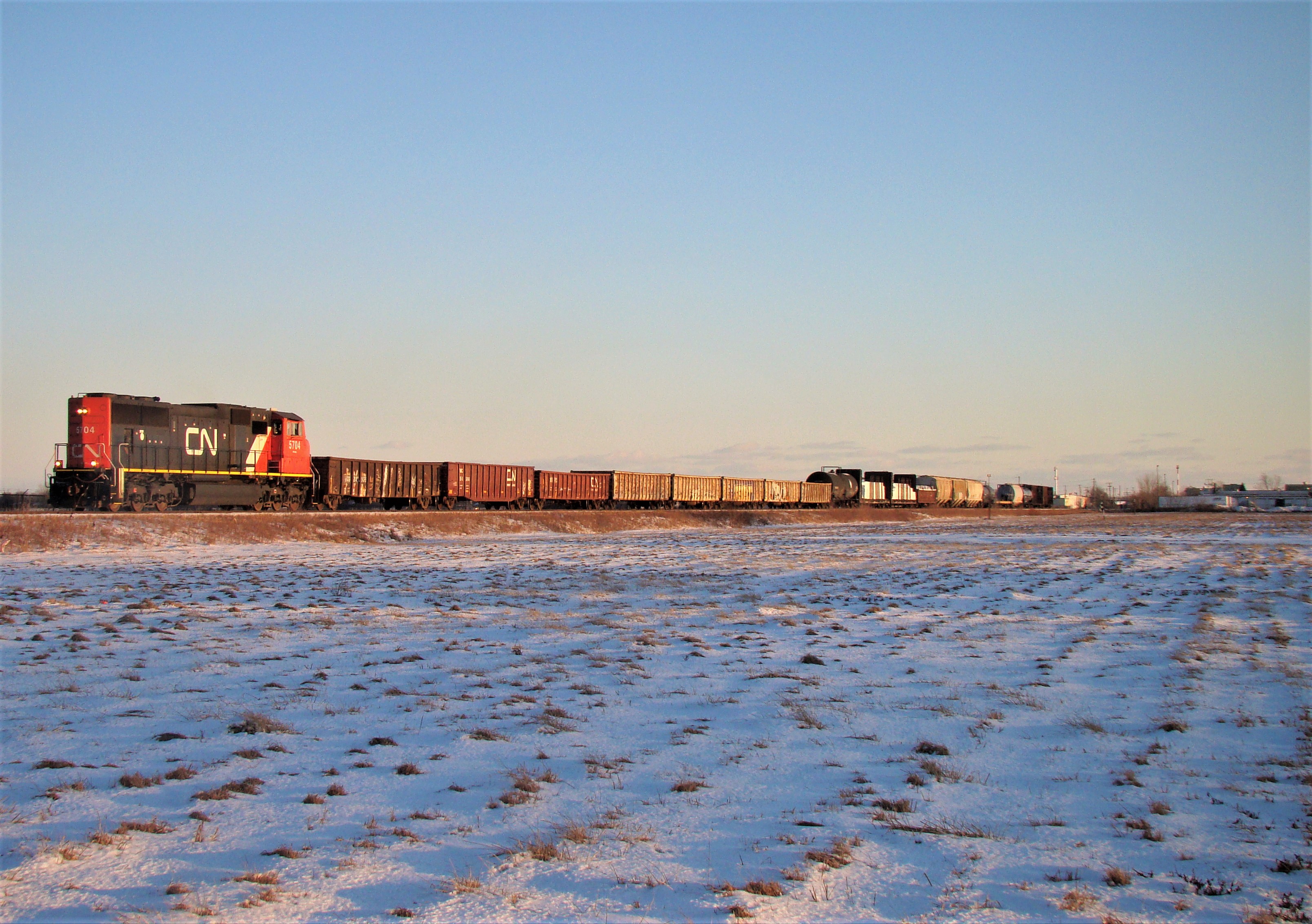 Railpictures Ca Myles Roach Photo CN Leads Train Up The Pelton Spur With Cars On