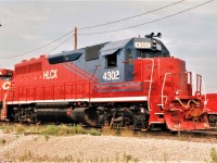 Freshly overhauled GP40 that CP was leasing in the late 90's had a variety of owners before HLCX. Born as a New York Central unit it also saw ownership from Penn Central, Amtrak, Conrail and the Kyle Railroad.