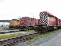 Despite the gloomy weather there was an interesting trio of units parked at the east end tracks. Union Pacific SD70M 4088 with CP GE ES44AC 8897 and stored SD40-2 CP 5952 showing off it's multimark.