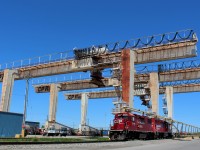 Vaughan terminal consist GP38-2 3078 and GP20eco 2270 passes by the idled electric cranes that were used to load up container trains before the sole use of toploaders and Mijacks became the norm.