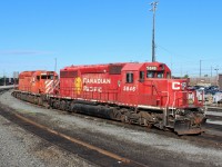 A pair of dash 2's brighten up the west end tracks. The 5846 is sold while the 5920 is in storage mode.