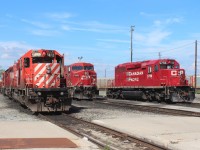 A pair of dash 2's including a running CP 5756 sandwich EVO 8868.