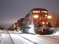 cp extra train grain in the sub trois-riviere  the crew cp stendby at the sidding at lachevretiere 