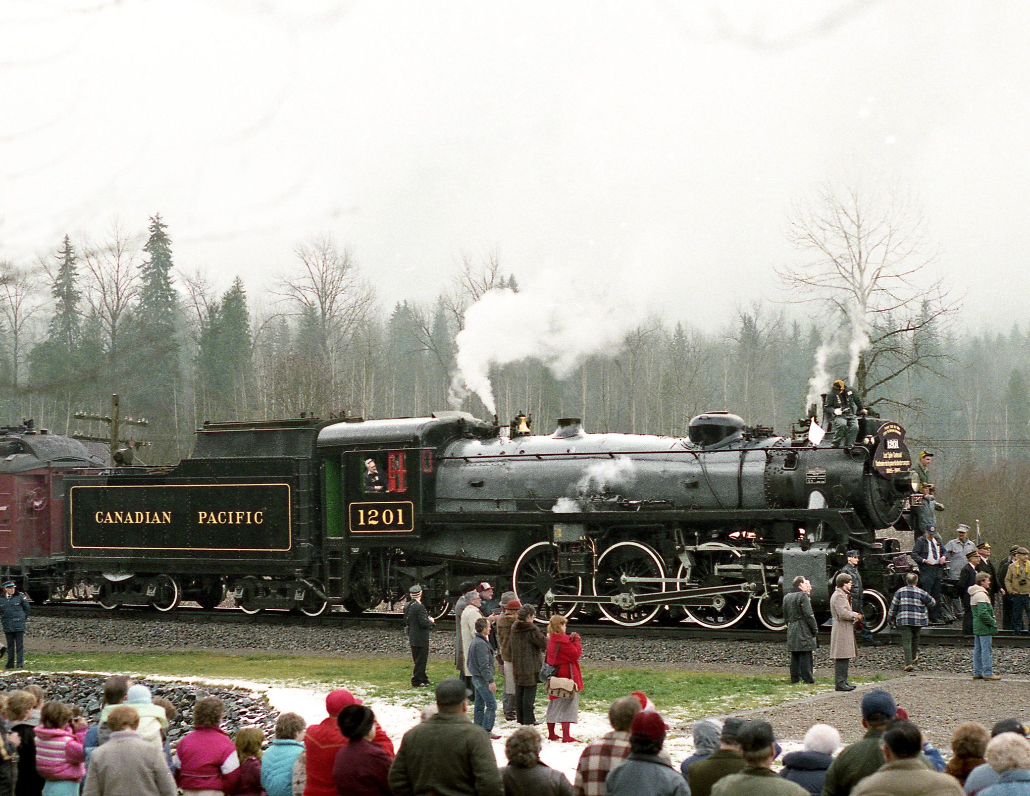 Railpictures.ca - Bill Hooper Photo: CP 4-6-2 1201, Last Angus