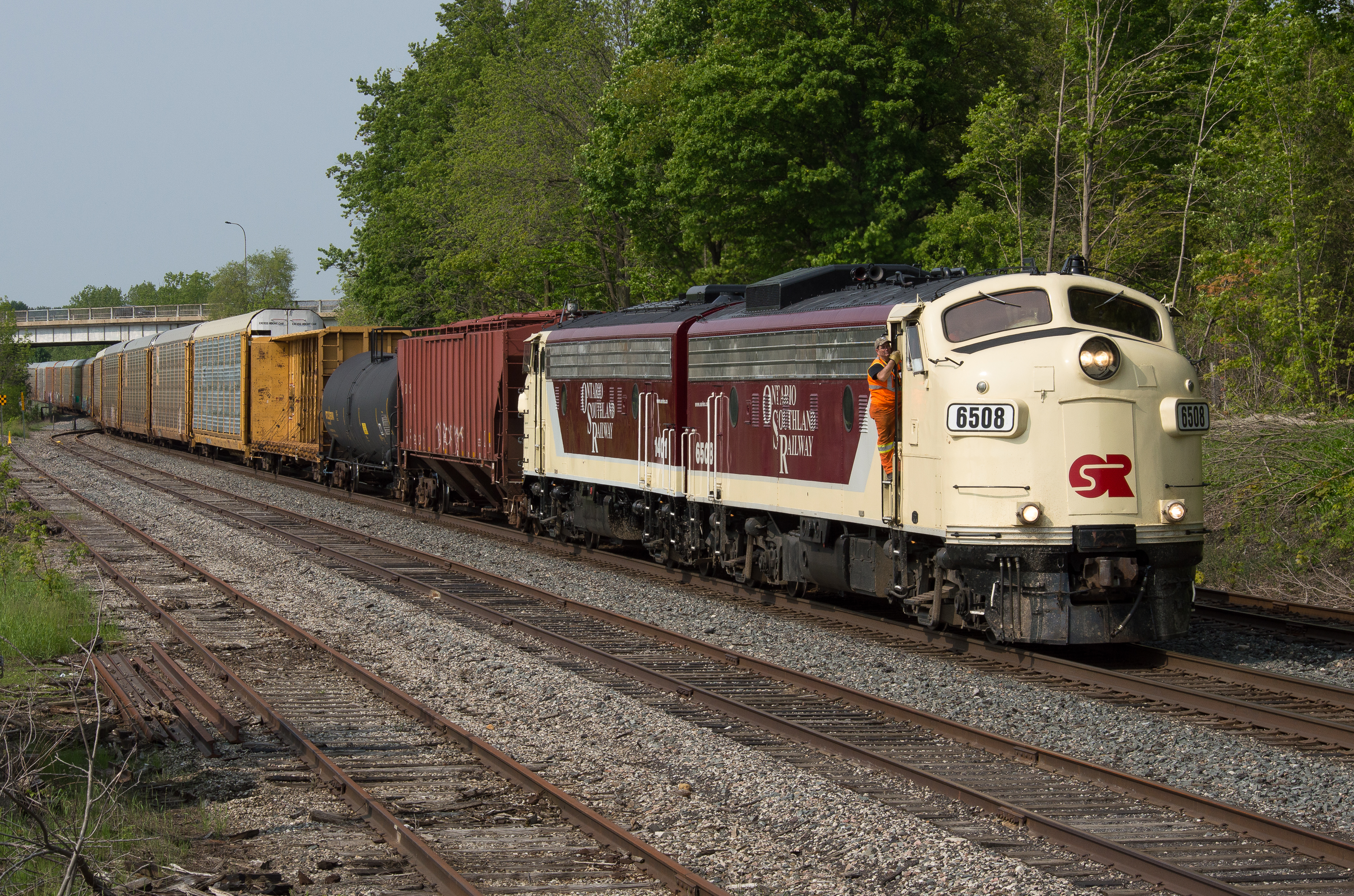 Railpictures Ca Joseph Bishop Photo On A Sunny And Warm Friday Afternoon I Found Myself