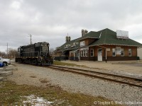 Here's what the Port Colborne station looked like a couple years ago. At least it's still standing.... looking like a flea market though. Bridge 20 may be gone, but the Clarence St bridge in the background behind the station still looms large through town.



