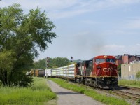 IC 2465 & CN 9454 lead a 40-car CN 324 eastbound, on its way to St. Albans, Vermont.