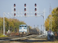 If you had told me a year ago that I would see CMQ barns on the normally passenger-only CP Westmount Sub I would have been awfully surprised, but that's exactly what I shot this afternoon. CMQ 9011 & CMQ 9014 are about to leave CP's Westmount Sub and head to St-Luc Yard after dropping off CWR at two locations on track 2 (parts of which still have 100 lb jointed rail). In the distance at right an EXO commuter train heads east.