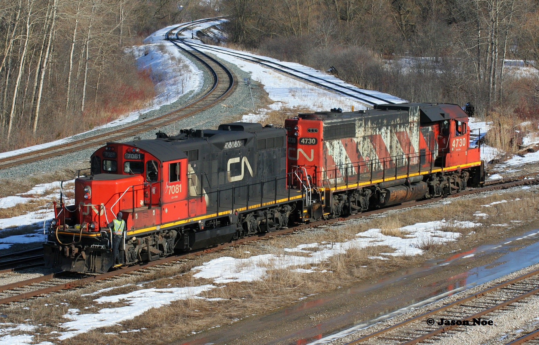 Jason Noe Photo CN L540 with 4730 and 7081 Railpictures.ca