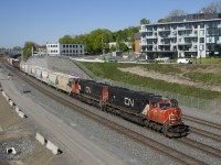 CN 322 has a pair of SD75I's (CN 5738 & CN 5633( as it continues towards Southwark Yard; where this train terminates.