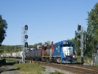 The Pointe St-Charles Switcher has a new lashup comprised of GMTX 2257 & CN 4795 as it approaches MP 3 of CN's Montreal Sub with 21 cars from Track 29 for the Port of Montreal.