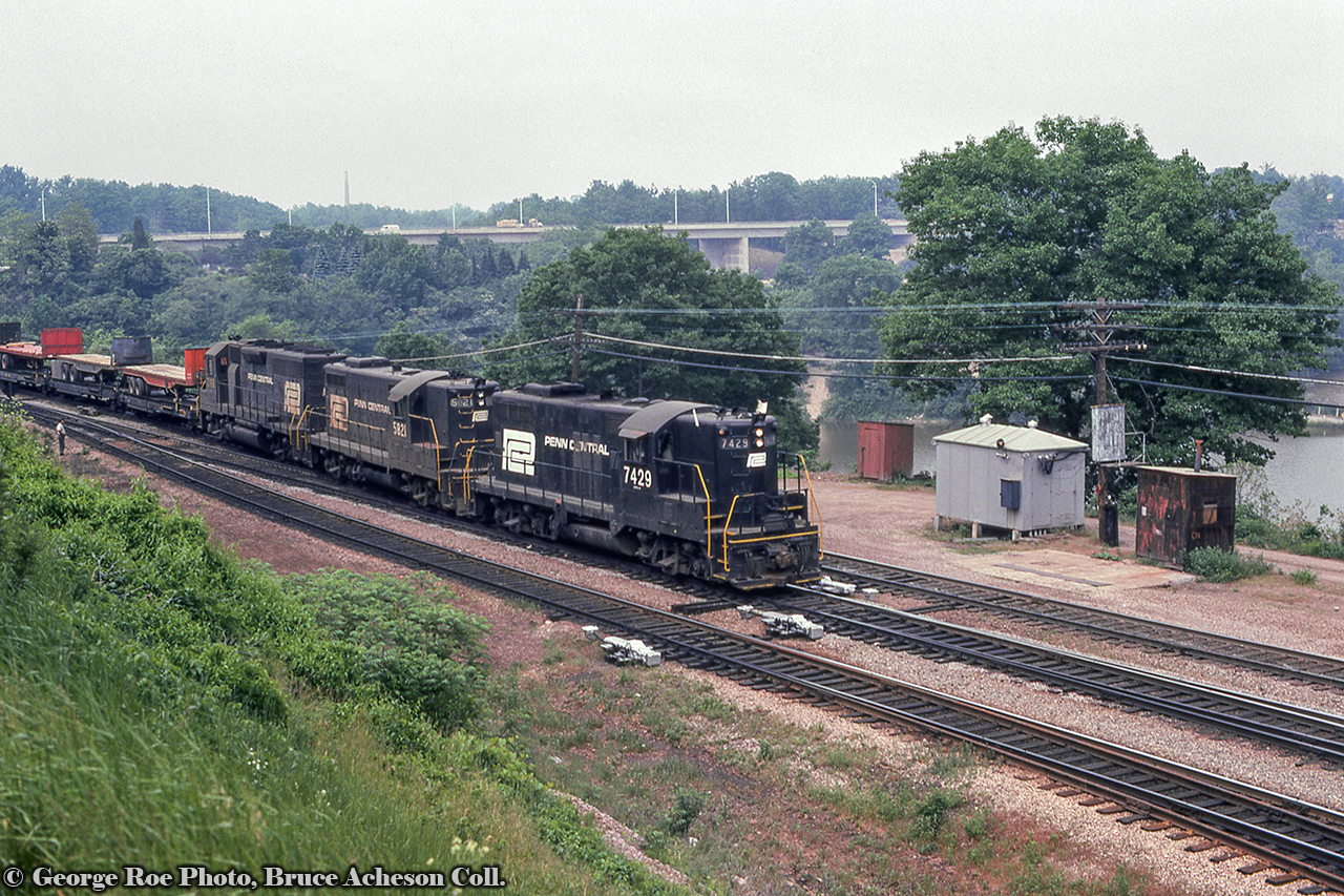 A trio of Penn Central geeps lead the westbound TH&B Starlite through Bayview Junction with TOFC traffic on the head end.George Roe Photo, Bruce Acheson Collection Slide.