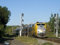 VIA 22 splits the signals near MP 3 of CN's Montreal Sub with VIA 913 and four HEP cars. Get your shots while you can; with VIA Rail receiving new Siemens trainsets now, the P42DC's and HEP cars in the corridor are living on borrowed time.