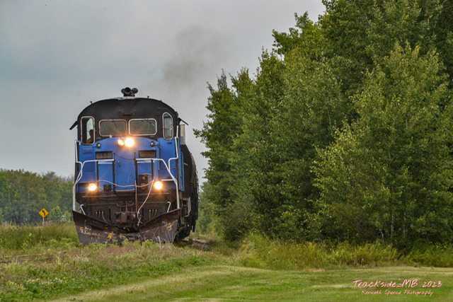 Lakeline Railway’s Classic MLW RS18 rides the wobbly rails along the former CP Rail Winnipeg Beach Subdivision now known as the Gimli Subdivision, pulling the Whiskey train back to Netley to be sent to Selkirk for CP Rail the next Day.