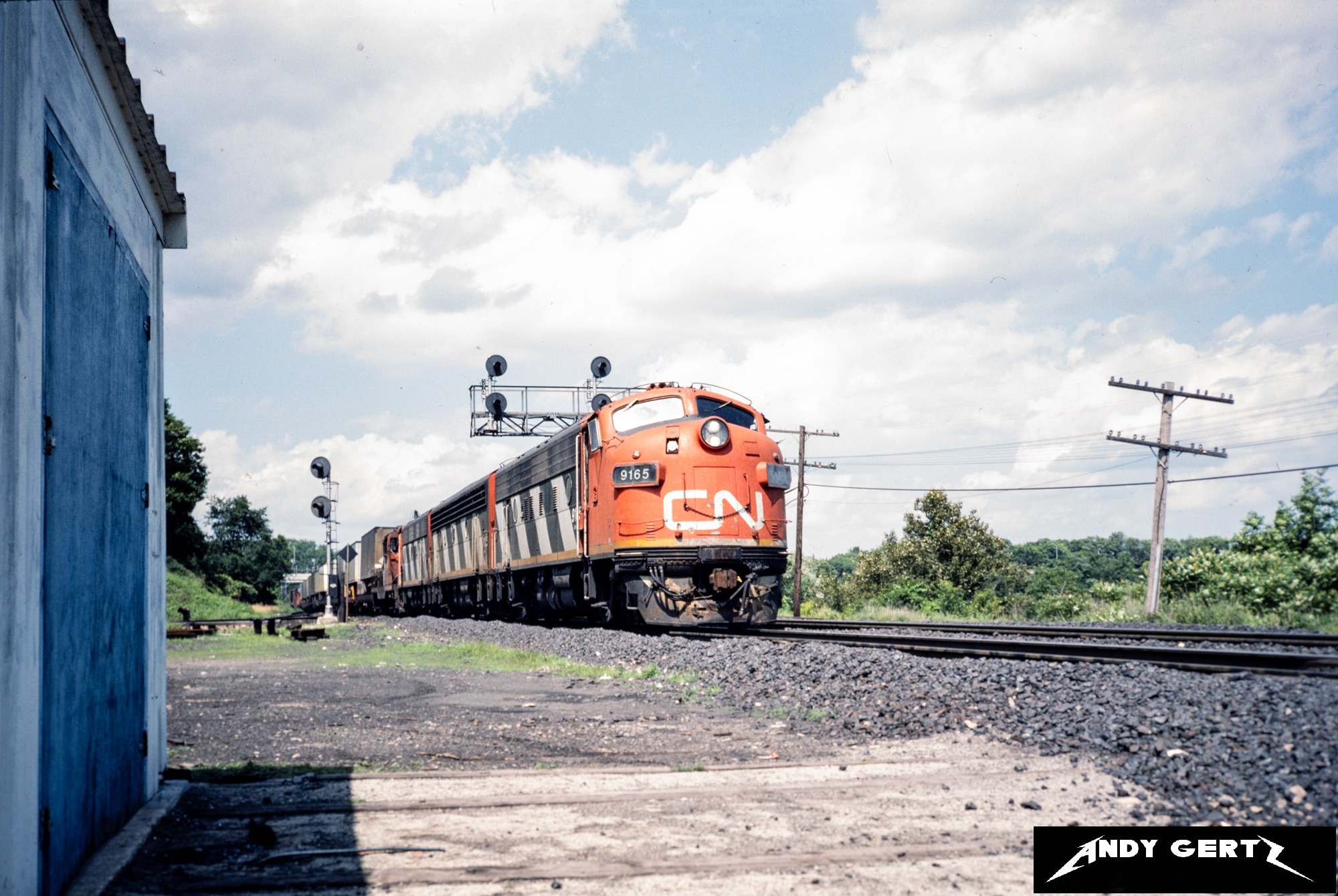 Railpictures.ca - Andy Gertz Photo: CN 9165 With An A-B-A Consist And A ...