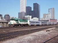 GO 507, the last of the original 8 GP40TC units, leads a 5 car train westbound out of Union Station, Toronto, Ontario on April 16, 1977.  The 507 was sold to Amtrak in 1988 as their 199 and subsequently renumbered to 527.