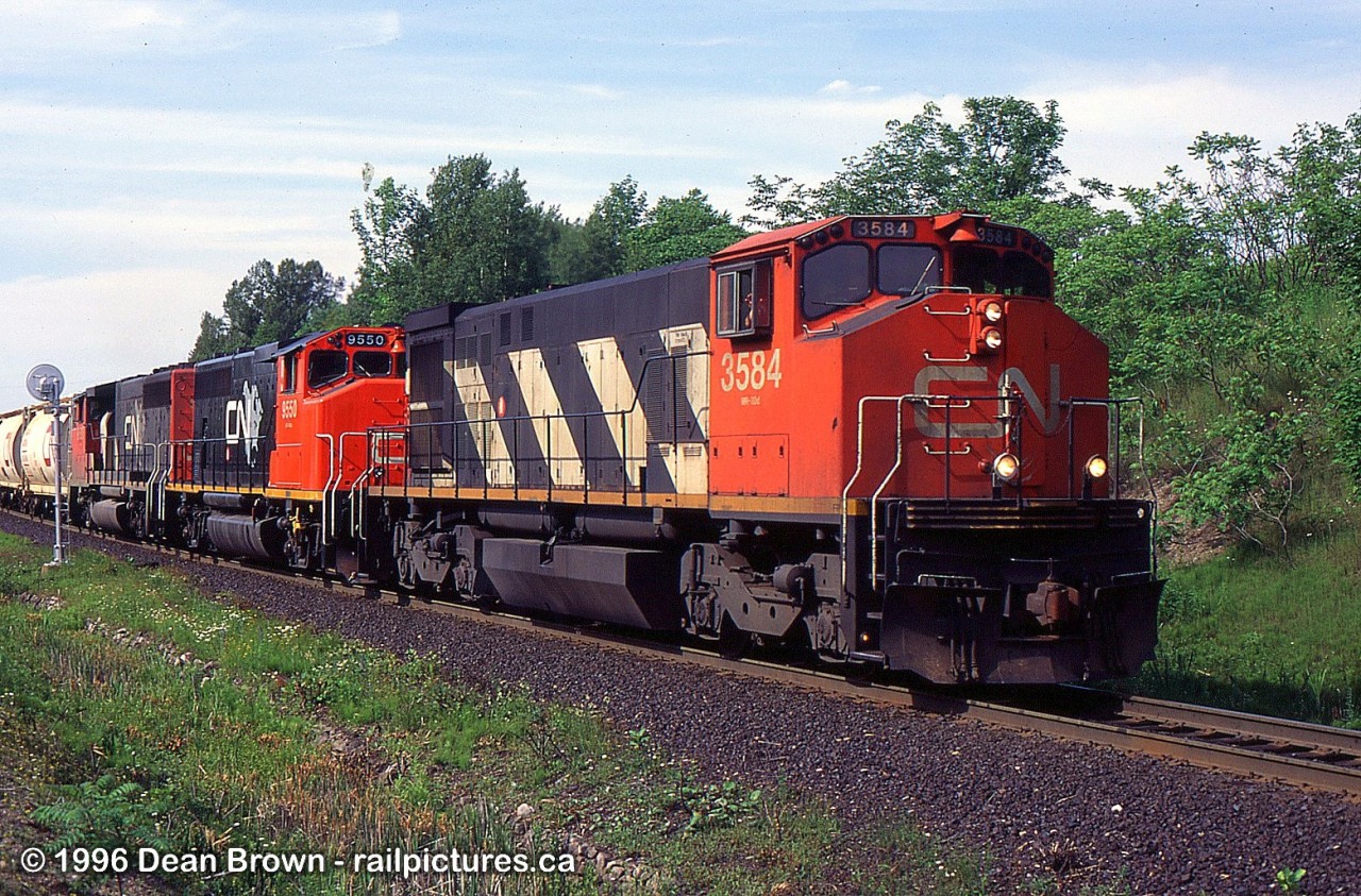 CN 3584 leads CN 435 through Mile 30 on the CN Halton Sub.