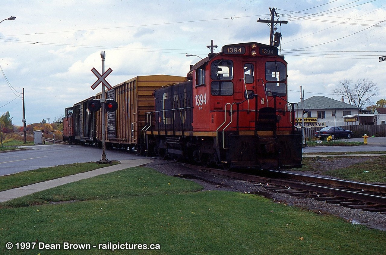 CN 549 making a backup move on the Grantham Spur and they will head Southbound up on the Townline Spur to Interlake Paper.