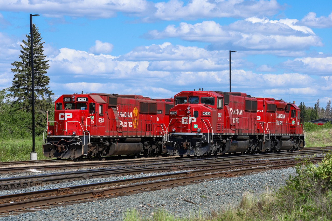 CP 6262 and CP 6303 idle at the CPKC Scotford Yard, awaiting their next call to duty