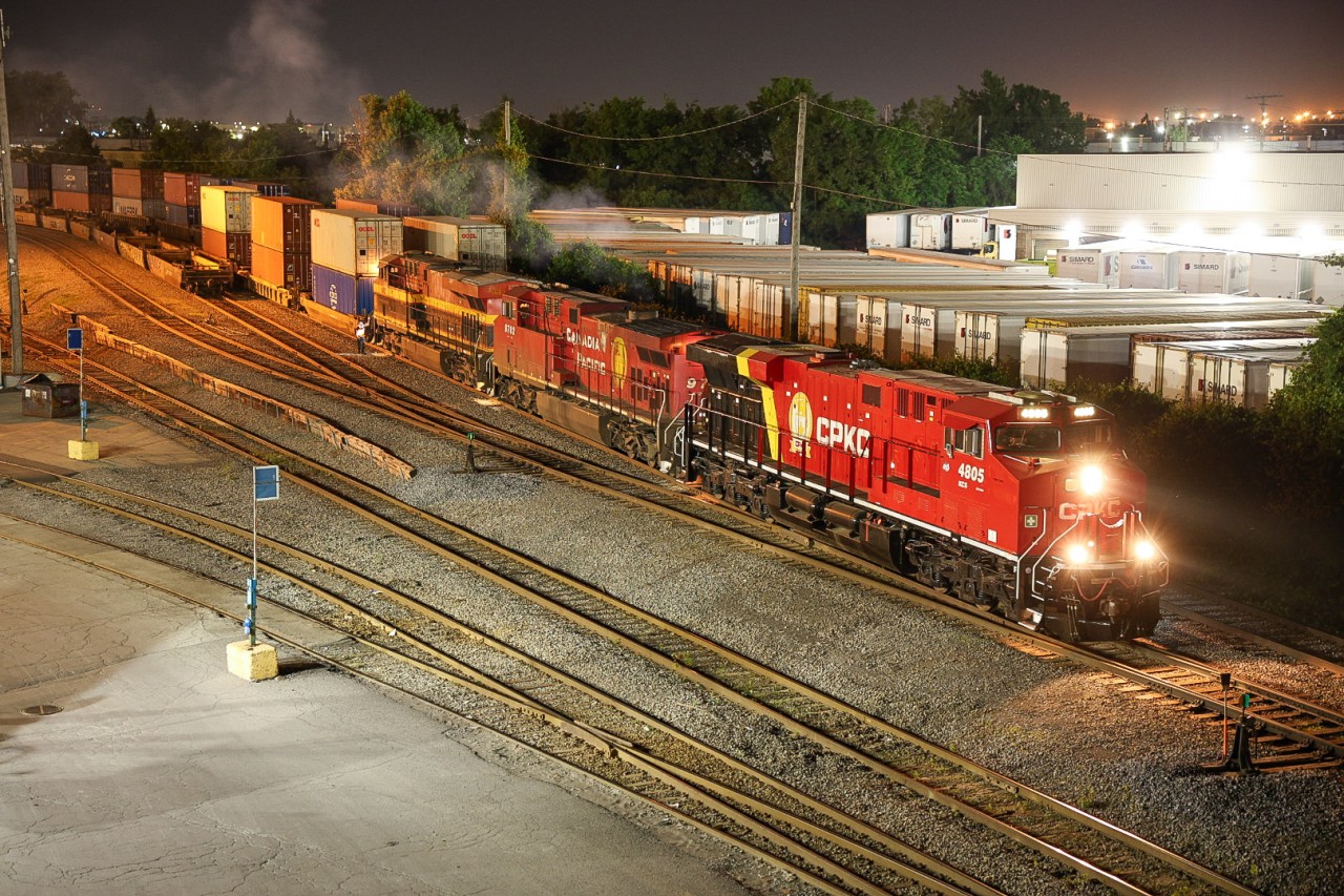 KCS 4805 as one of the first two units repainted in ‘CPKC’ scheme, leading 113-05 for its first westbound out of Montreal, CP 97822 and KCS 4683 trailing, switching at Lachine IMS this morning