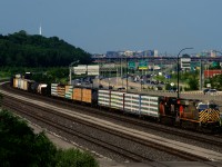 CN 2768 (originally CREX 1323) leads CN 401 as it approaches Turcot Ouest.