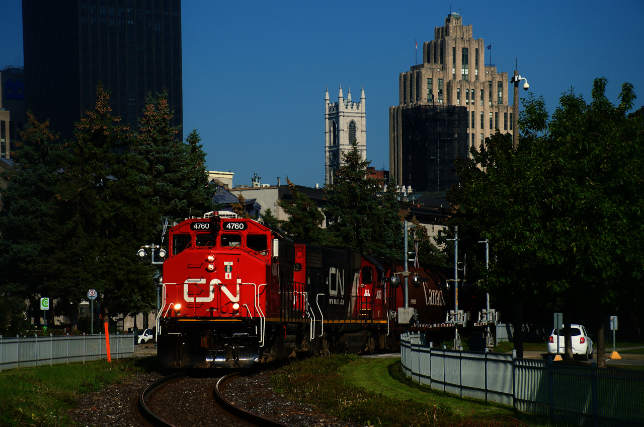 Repainted CN 4760 leads CN 500 out of the Port of Montreal. It will head to Track 29 to drop off 3,800 feet of traffic.