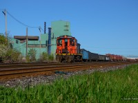 One of a handful of GMD SW1200RSus left on CN's roster (or assigned to subsidiaries), 7304 works the steel transfer at Parkdale Yard.