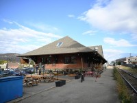 <b> Coffee & pastry, or beer & sandwich, but no passenger train! </b> <br> 
The CP station at Vernon, BC sits at Mile 85.4 of the CN Okanagan Sub., but it no longer caters to passengers who want to go to Kelowna or Kamloops from this nice little Okanagan Valley town. <br>
The classic railway structure now houses a specialty coffee counter, pastry bakery, and, a licensed dining room. <br>
I was tempted, but didn't give in to my cravings for a mid-morning java and donut, or at noon hour for a barley sandwich and soup. Maybe on the next visit. :-)