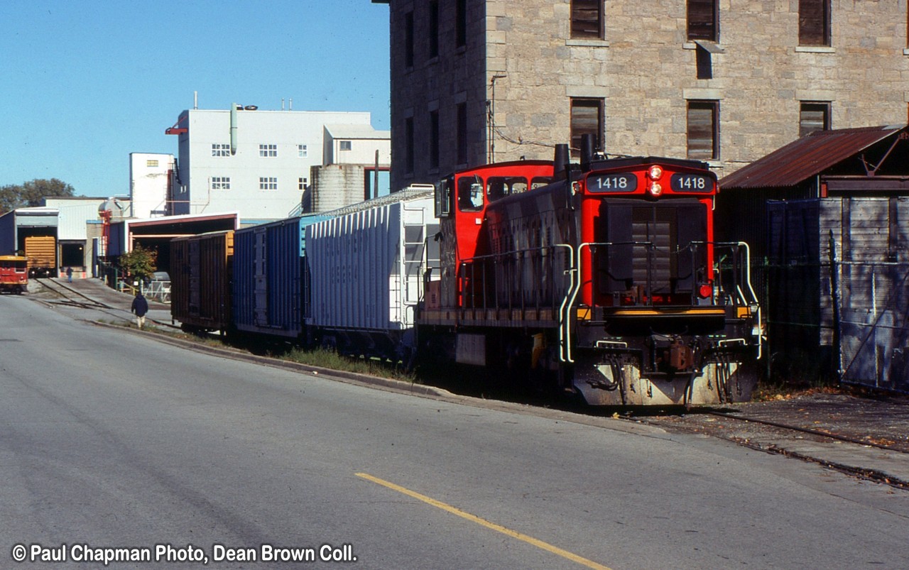 CN 550 with CN GMD1u 1416 switches Gallagher Paper in Thorold.