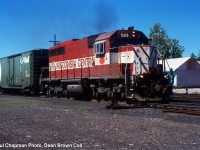 WC SDL39 589 arrives at Sault Ste. Marie, ON on the CP Webbwood Sub.