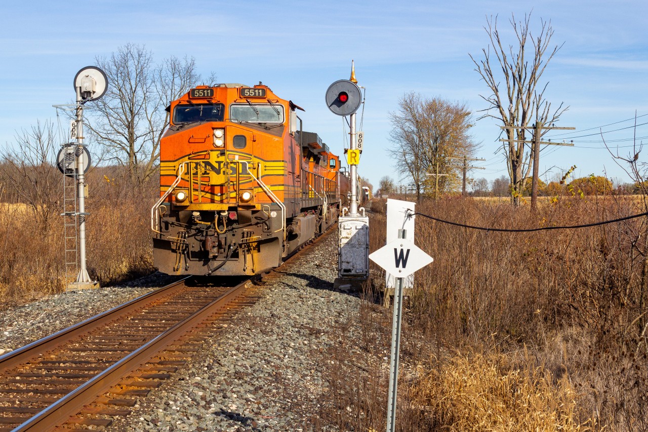 After CPKC 239 with the dual BNSF H2's did a run down to Windsor the day prior, 231 swaps power in London a few hours after the duo had returned on 238 in the dark. Luckily this meant I could see the duo in some decent lighting in the Chatham-Kent area. Enjoy some classic signals on the Windsor sub