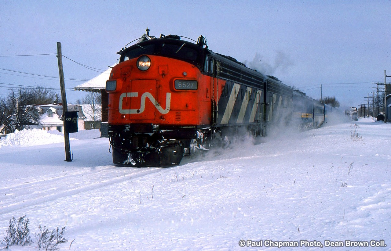 CN FP9A 6527 at Maxville, ON