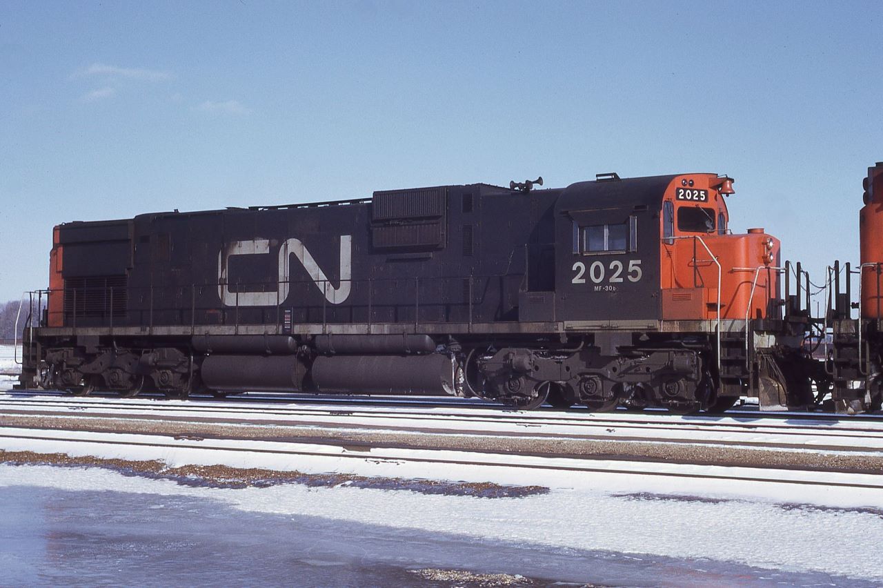 HAPPY NEW YEAR...........2025

CN 2025 is sitting on the inbound receiving track at Toronto Yard.