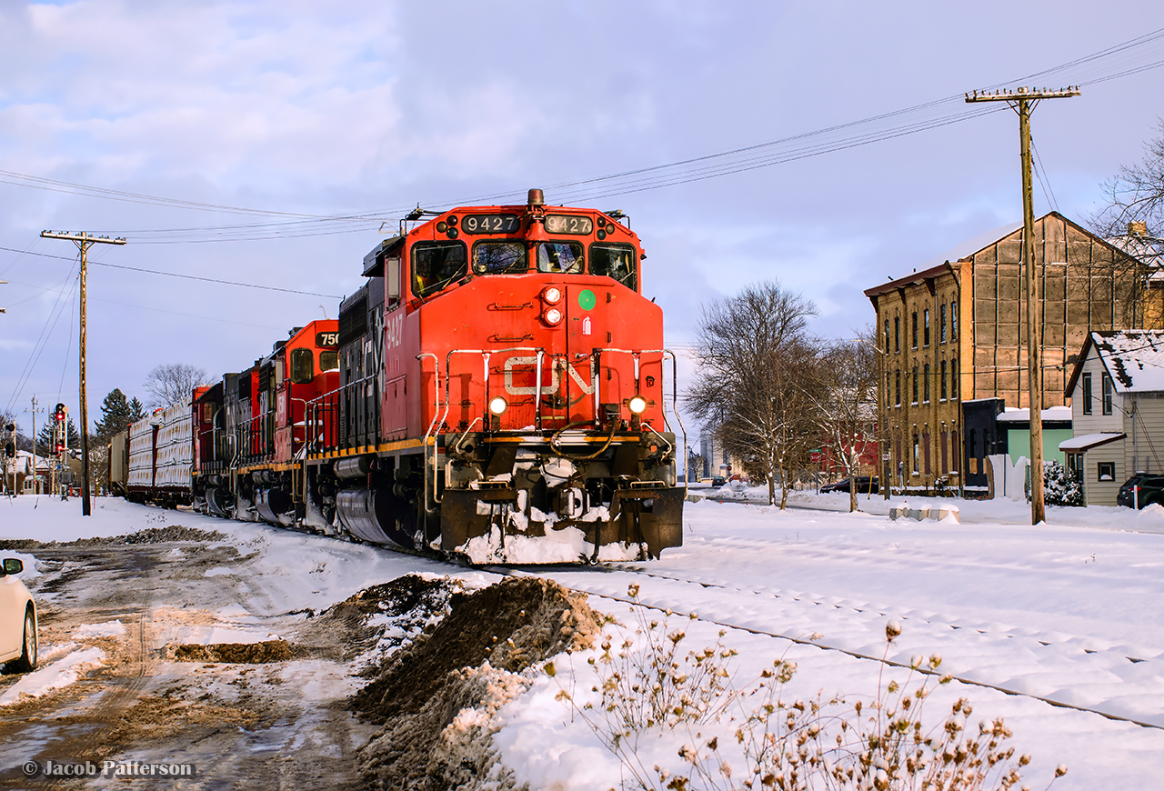 Their work completed at Stratford, CN L568 departs under a brief appearance of sunshine to work customers on the west end of the Guelph Sub.