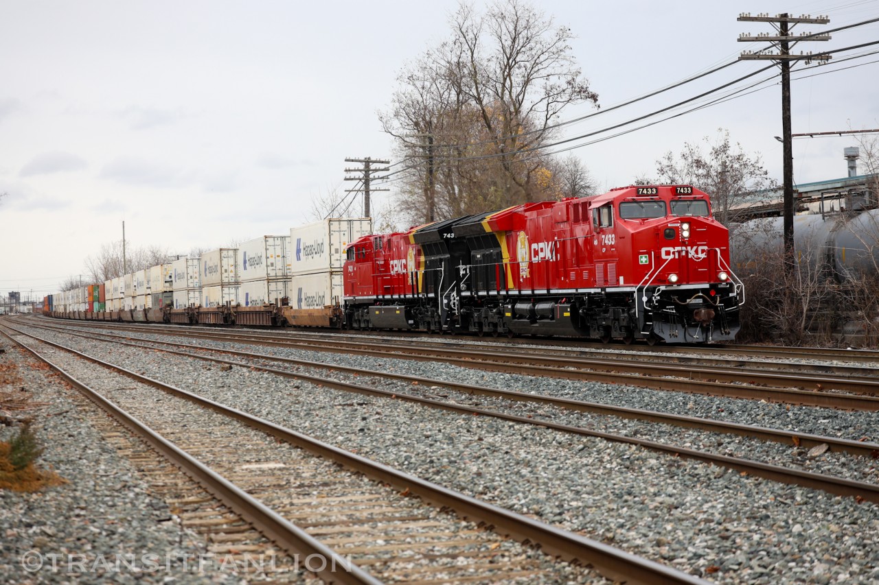 Brand new ET44AC duo CP 7433 and CP 7431 on head of CP 113-28, departing Agincourt yard after refuel and recrew.