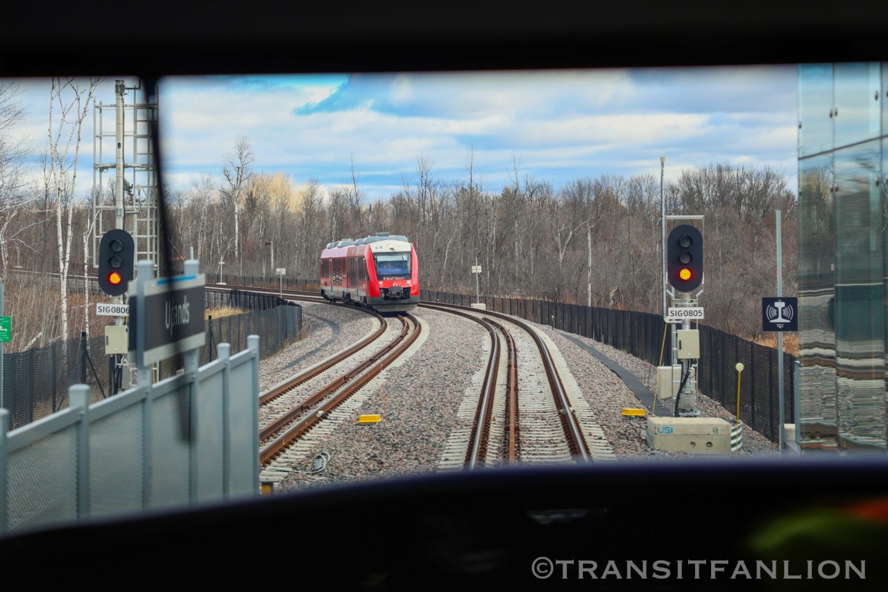 OC Transpo LINT C06 meeting LINT C04 on Airport sub / O train Line 4 during O-Train Line 2&4 Dress Rehearsal on Nov 30, 2024. Both lines will open on Jan 6, 2025.