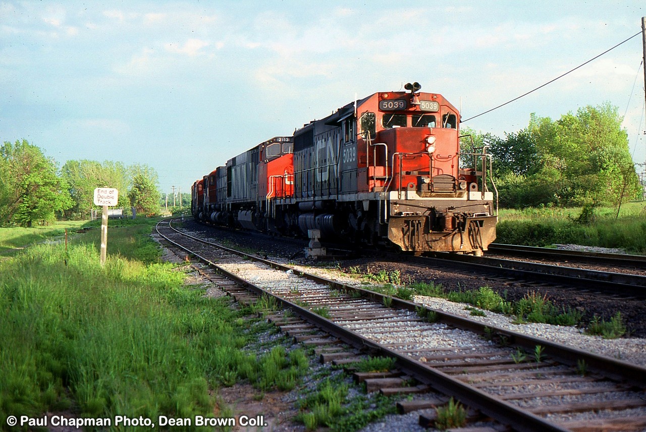 CN SD40 5039, CN HR616 2111, CN M636 2339, and CN M630 2042 at Clifton.