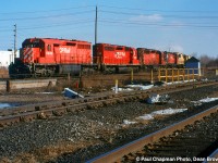 CP 5404 West approaching the Windsor Tunnel at Windsor South. 