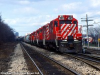 CP 8239 South leaving Kinnear bound for Welland.