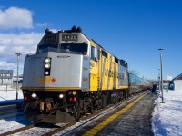 VIA 67 for Toronto leaves Dorval Station with a wrapped F40.