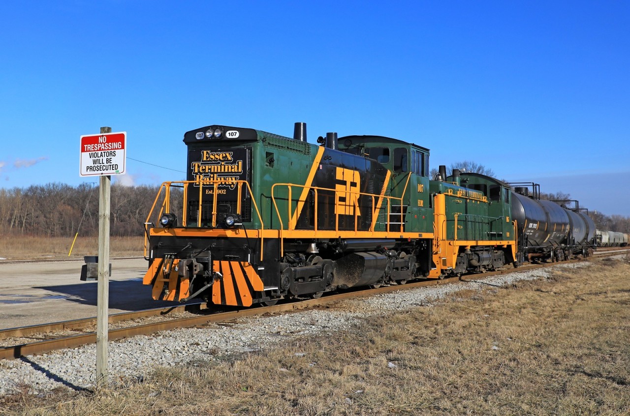 Essex Terminal's 107 and 105 switch the yard at Ojibway in Windsor. The 107 is the former plant switcher #113 at GMDD and and EMD 113 SW1500 demonstrator out of La Grange.