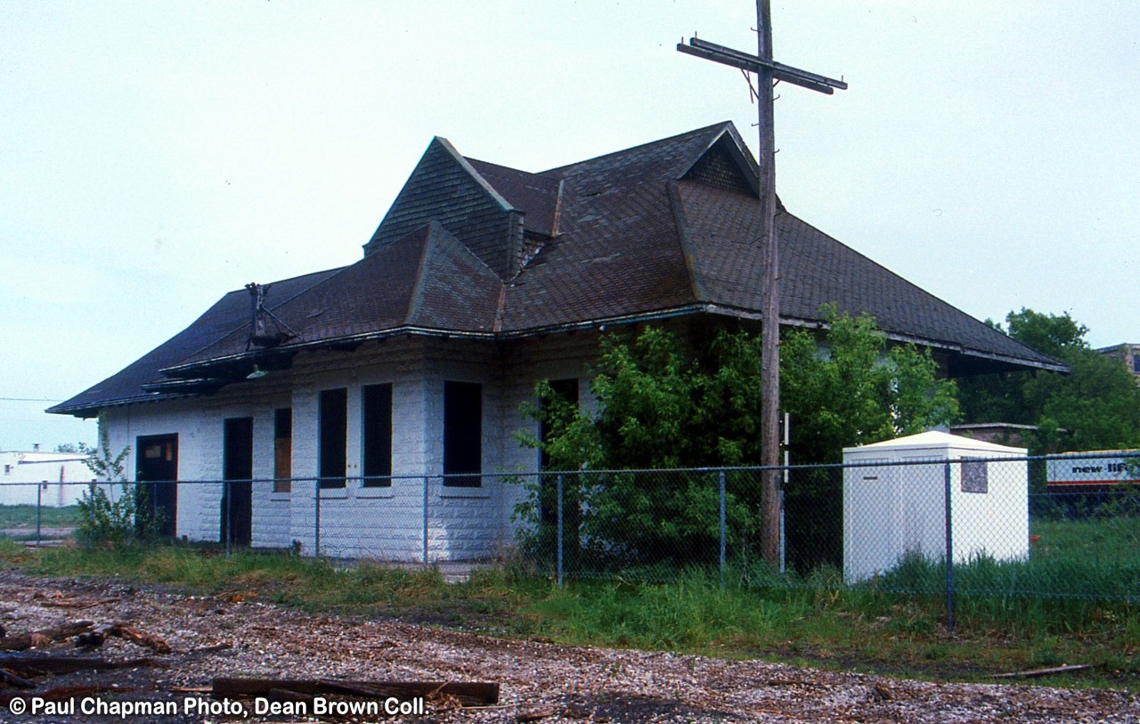 The Hanover CN station had rails removed in 1994.