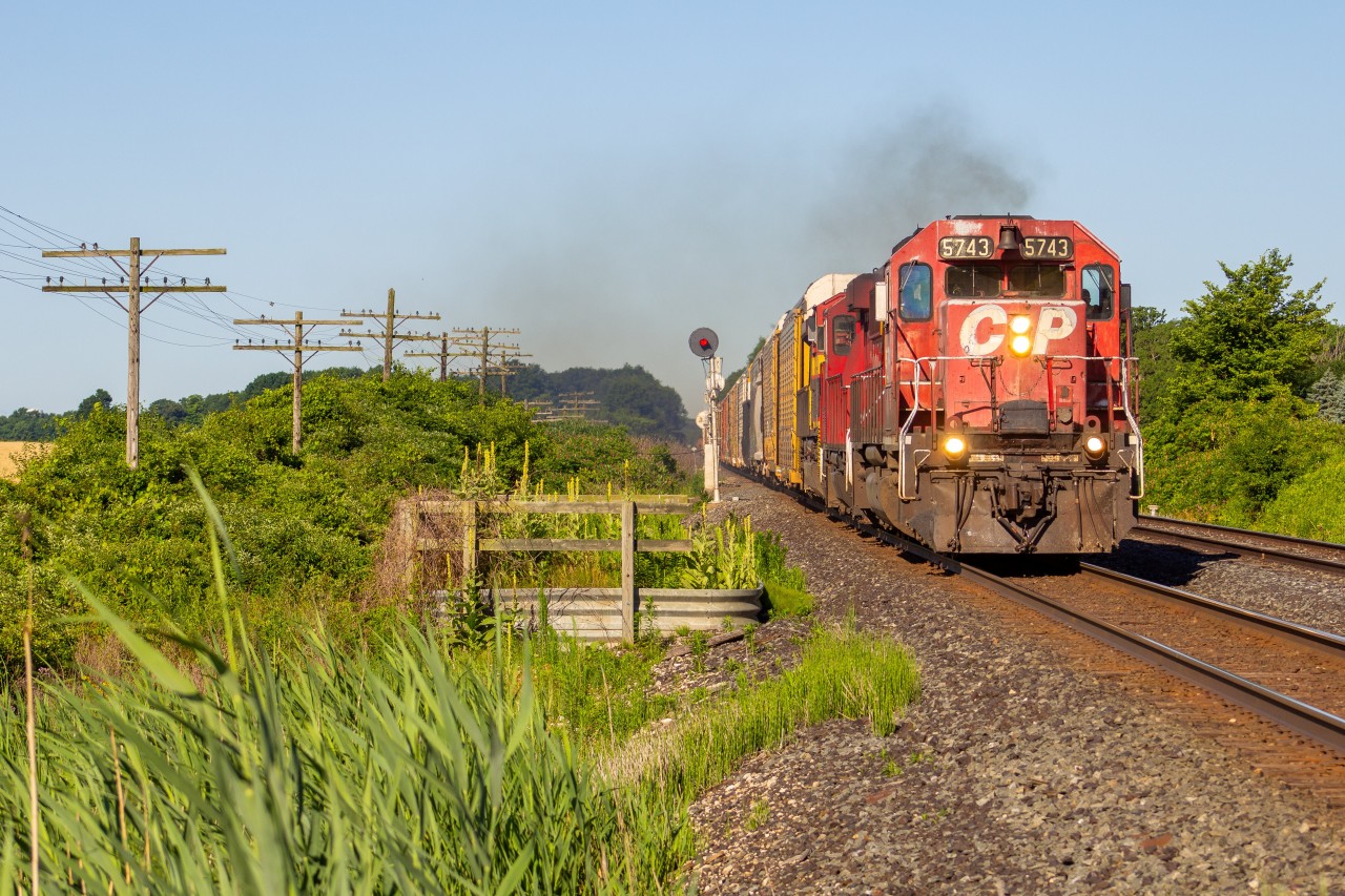 CPKC 2-H92 blasts past Lobo siding on the way to London on Canada day with 5743 serving as the leader. Safe to say it was one of the best Canada days for railfans...