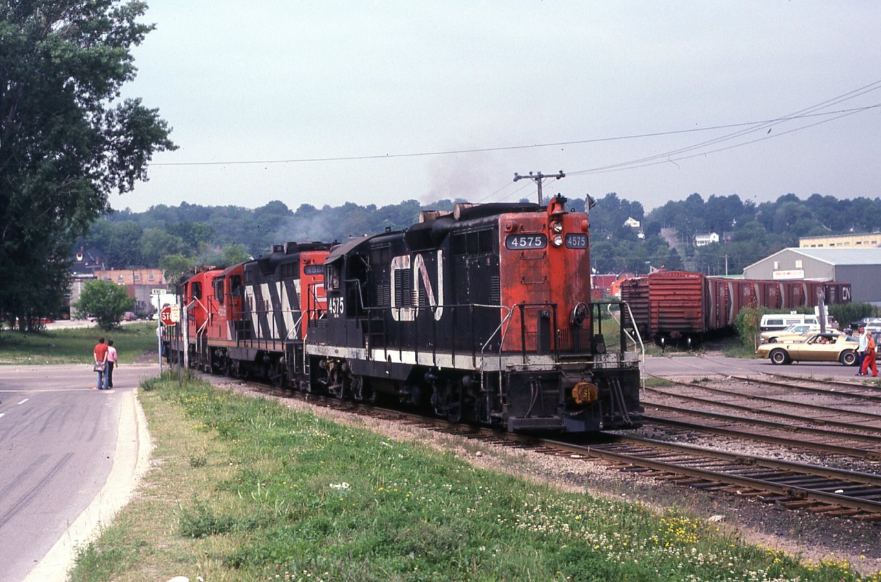 A set of CN GP9's switching Townhouse Elevator on Midlands town dock. Complex eventually bought by Pillsbury.
CP used the line that went behind this complex to access Simcoe Elevator on the opposite side of Midland harbour.